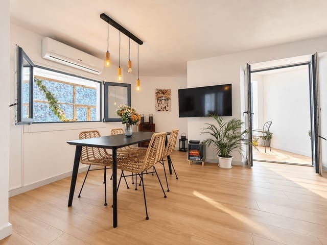 2 quarto Moradia Geminada para arrendar em Frigiliana - 1 200 € (Ref: 10174350)