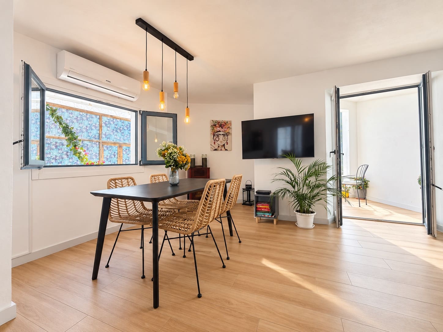 2 quarto Moradia Geminada para arrendar em Frigiliana - 1 200 € (Ref: 10174350)