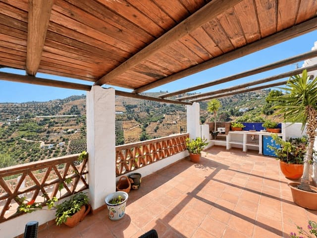 4 sovrum Villa att hyra i Frigiliana med pool garage - 1 600 € (Ref: 10184199)