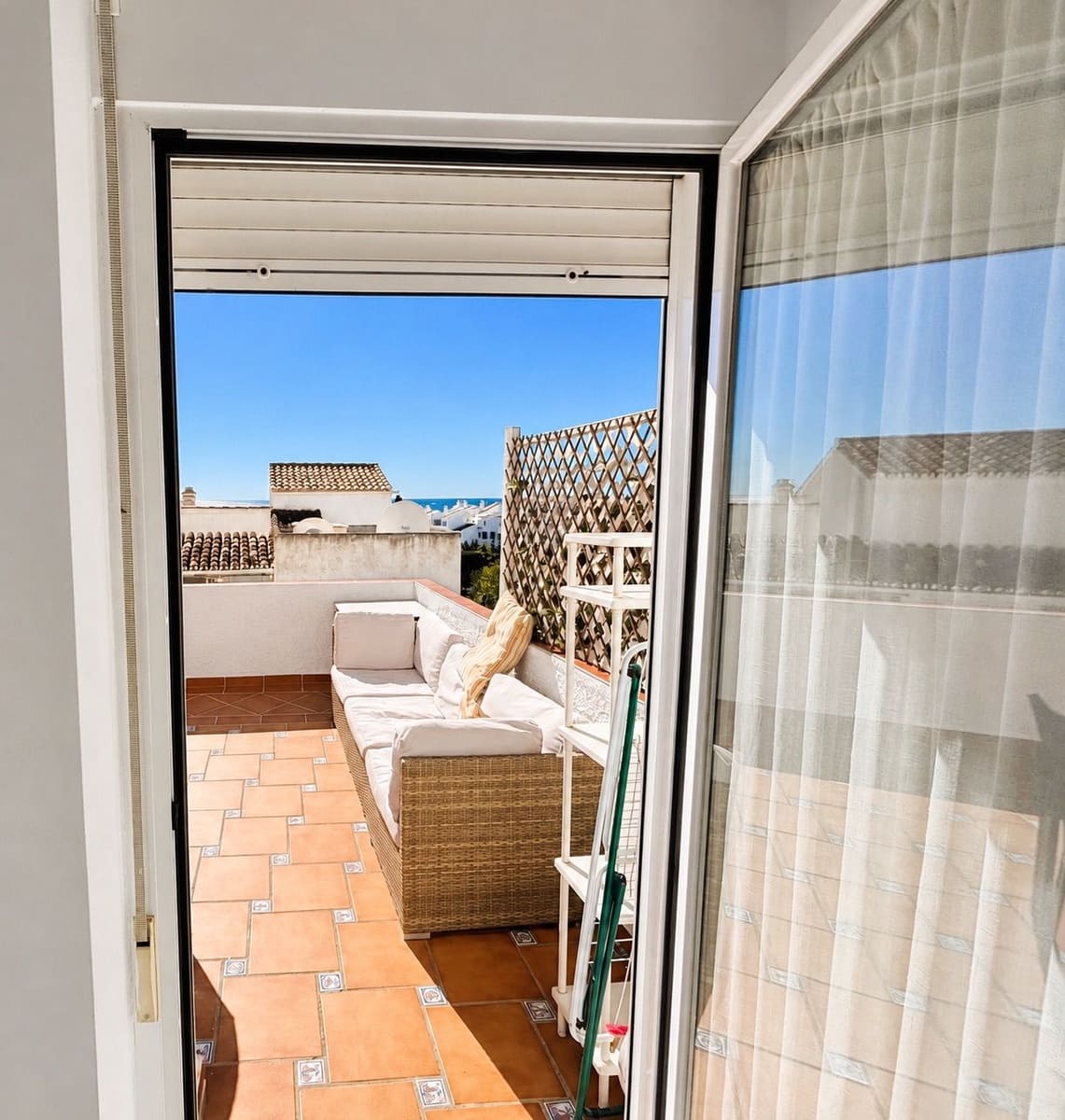 Apartamento de 2 habitaciones en La Cala de Mijas en alquiler con piscina garaje - 1.800 € (Ref: 10186421)