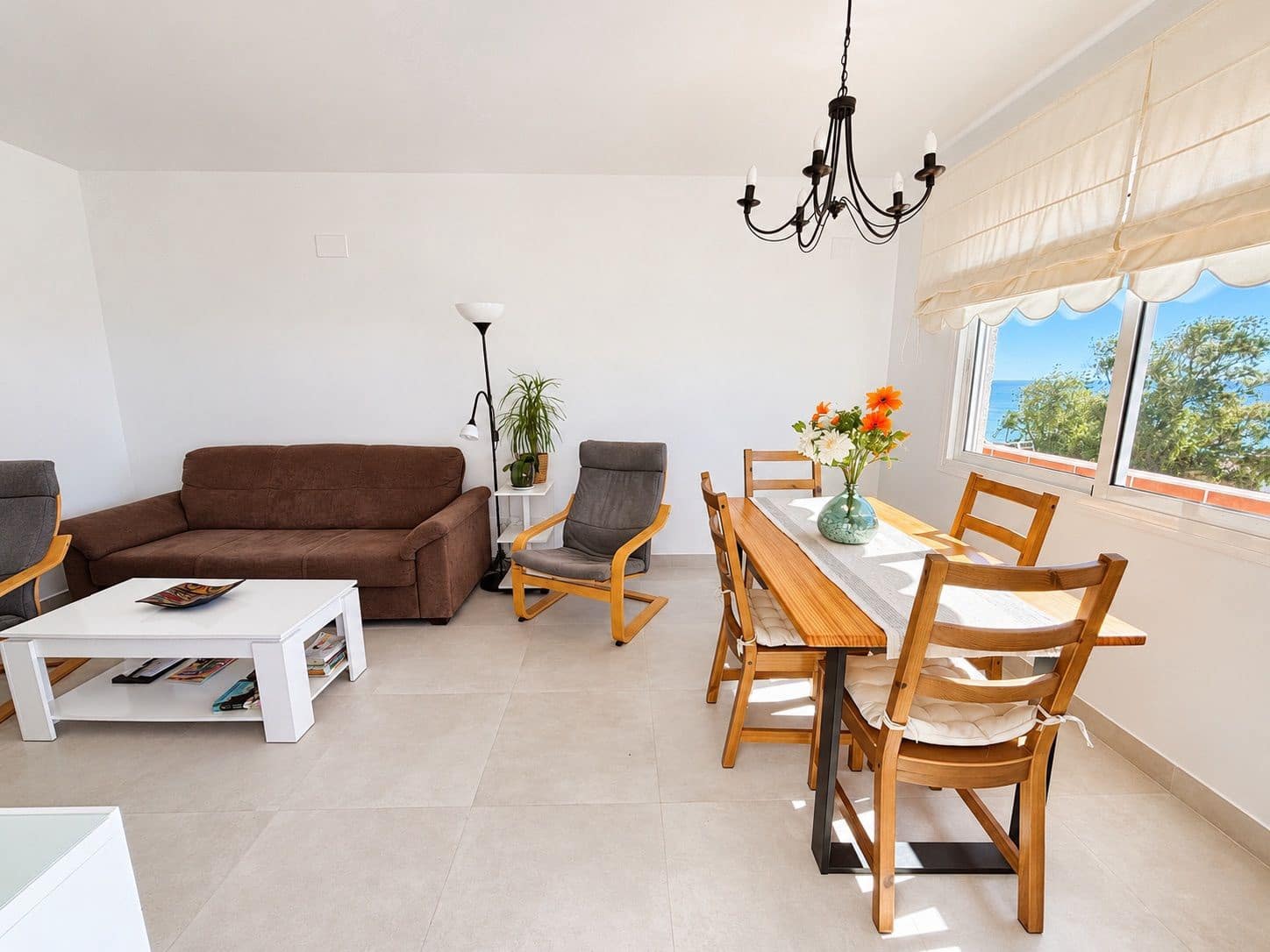 Apartamento de 2 habitaciones en La Cala de Mijas en alquiler con piscina garaje - 1.800 € (Ref: 10186421)