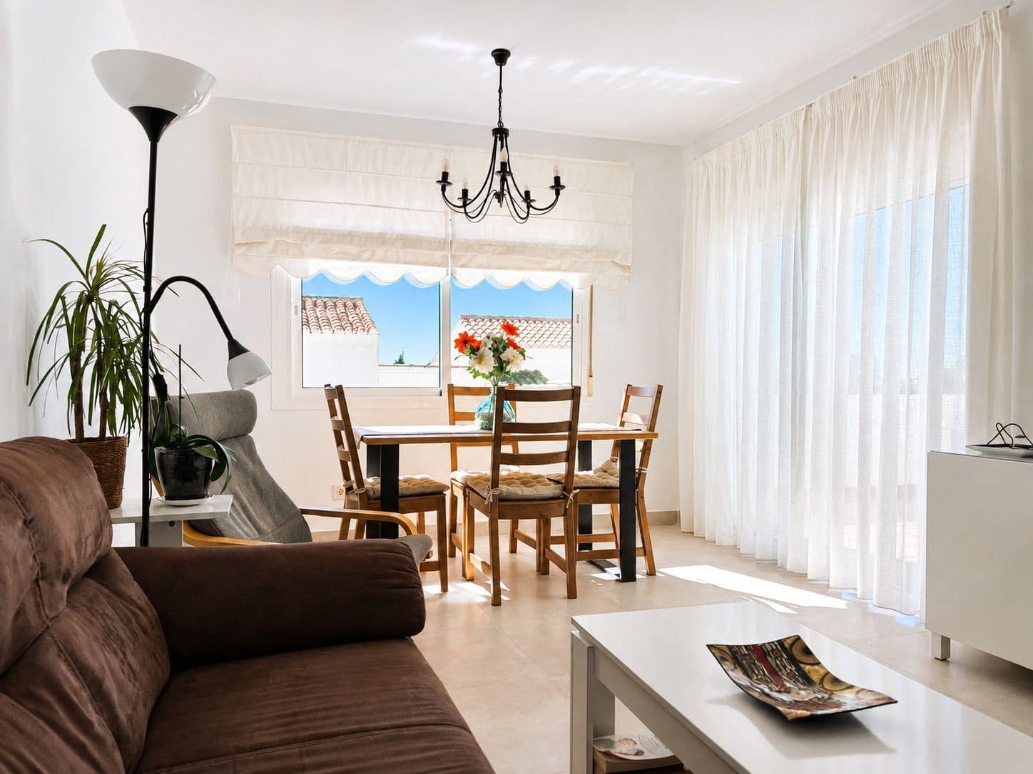 Apartamento de 2 habitaciones en La Cala de Mijas en alquiler con piscina garaje - 1.800 € (Ref: 10186421)