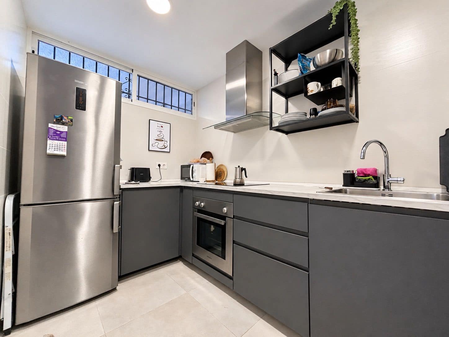 Apartamento de 2 habitaciones en La Cala de Mijas en alquiler con piscina garaje - 1.800 € (Ref: 10186421)