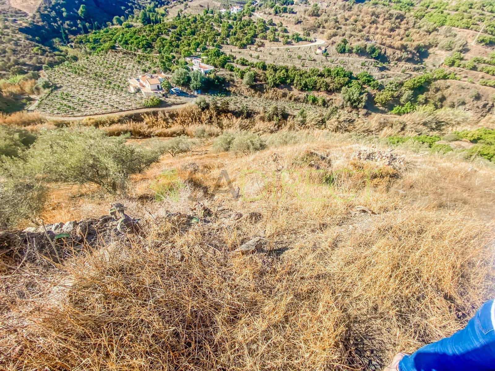 Grunde uden byggetilladelser til salg i Frigiliana - € 80.500 (Ref: 7254059)