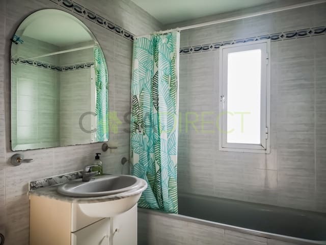 Appartement de 2 chambres à louer à Nerja avec piscine garage - 1 020 € (Ref: 7261715)