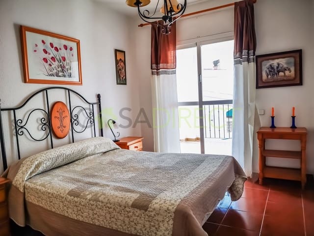 Appartement de 2 chambres à louer à Nerja avec piscine garage - 1 020 € (Ref: 7261715)