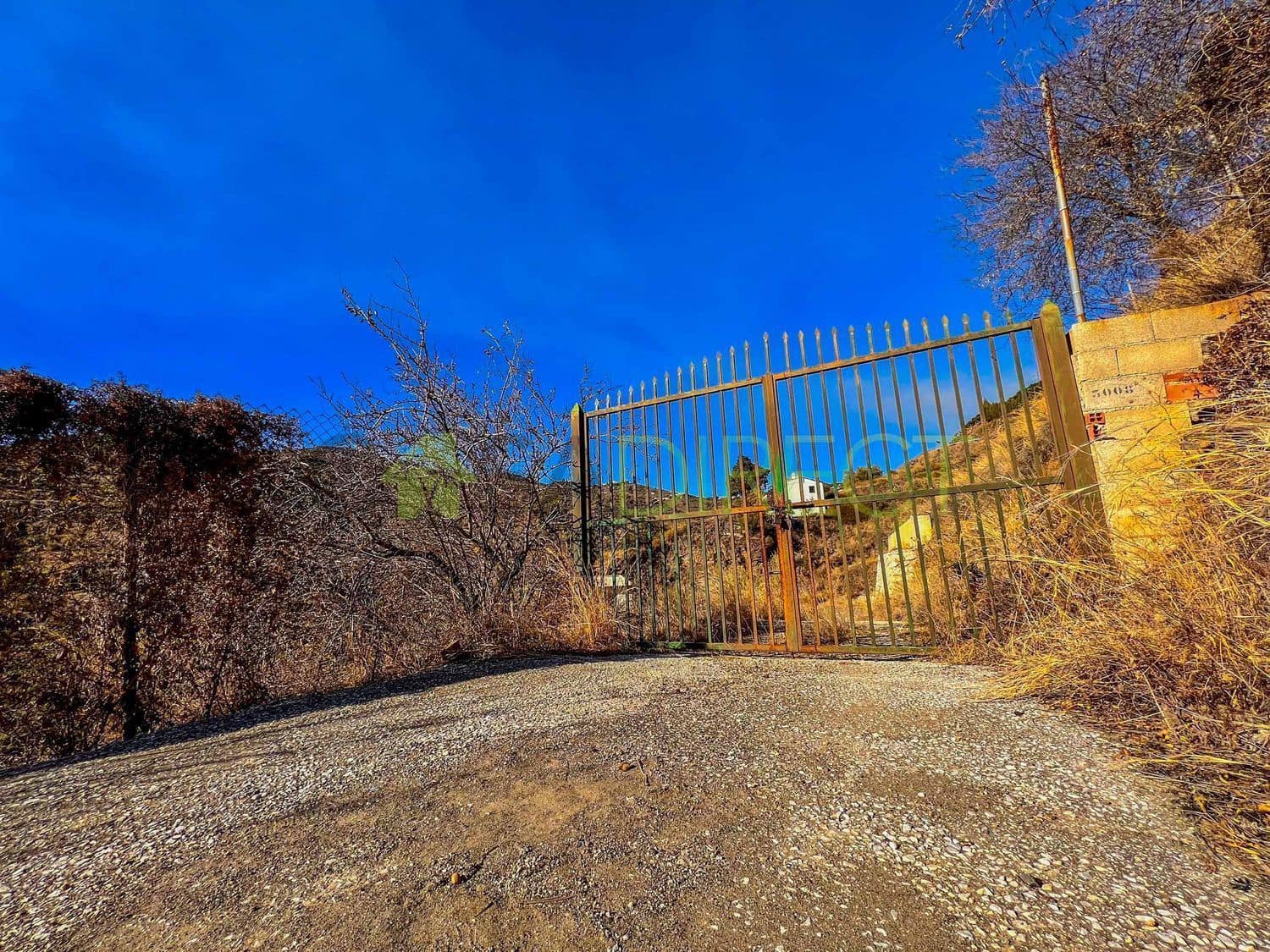 Grunde uden byggetilladelser til salg i Competa - € 165.000 (Ref: 7356992)