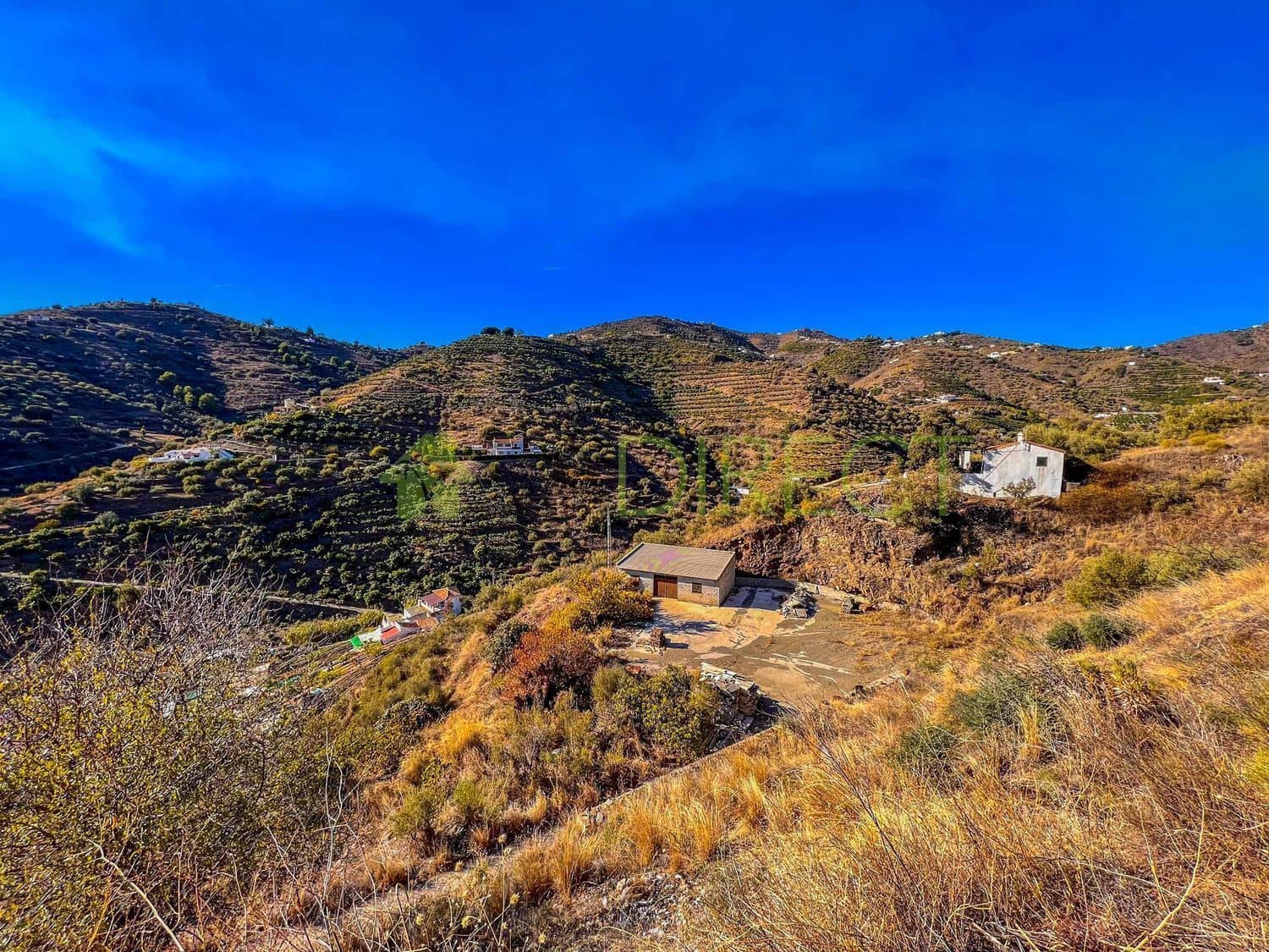 Grunde uden byggetilladelser til salg i Competa - € 165.000 (Ref: 7356992)