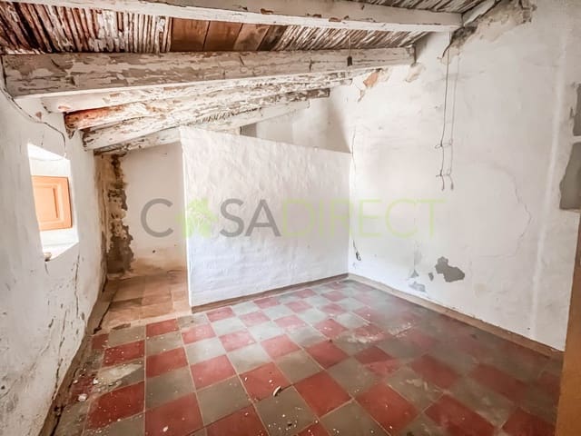 3 slaapkamer Villa te koop in Los Romanes, Viñuela - € 78.280 (Ref: 7417771)