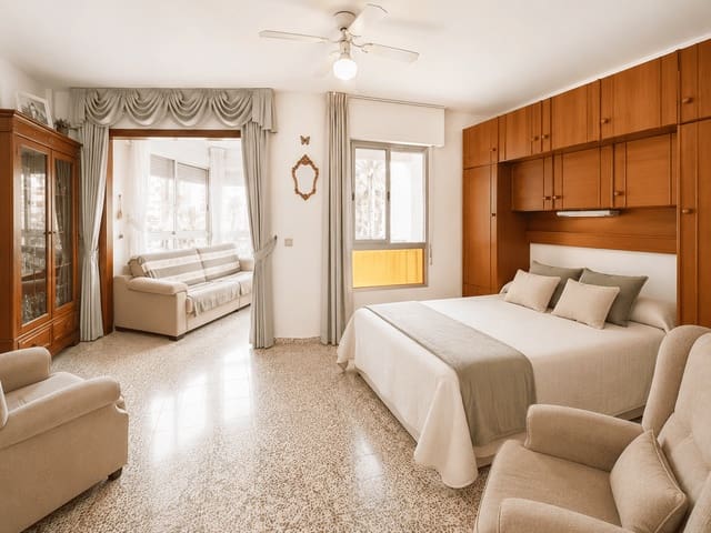 Studio zu vermieten in Torrox mit Pool - 550 € (Ref: 7469729)