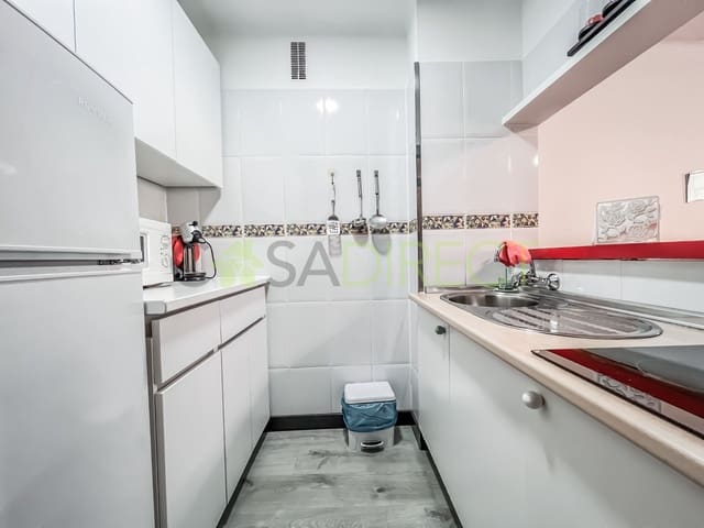 Studio til leje i Torrox-Costa, Torrox med swimmingpool garage - € 550 (Ref: 7469730)