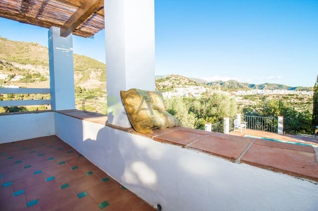 3 bedroom Villa for rent in Frigiliana with pool garage - € 1,200 (Ref: 7472449)