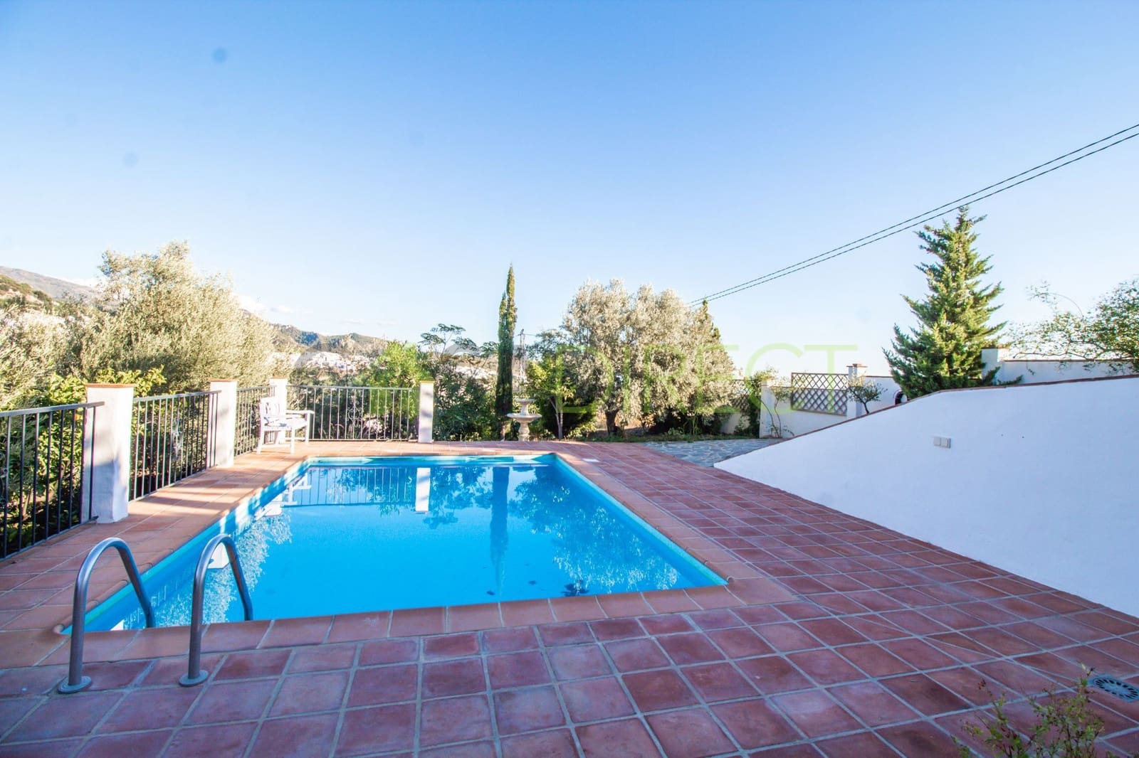 3 soveværelse Villa til leje i Frigiliana med swimmingpool garage - € 1.200 (Ref: 7472449)