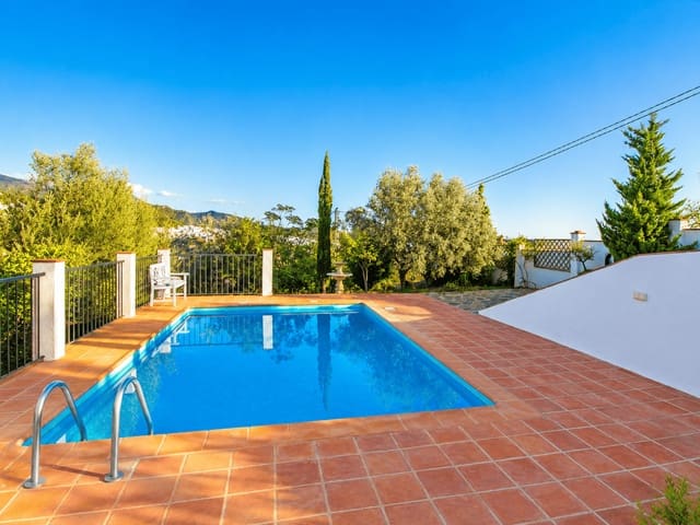 3 Zimmer Villa zu vermieten in Frigiliana mit Pool Garage - 1.200 € (Ref: 7472449)