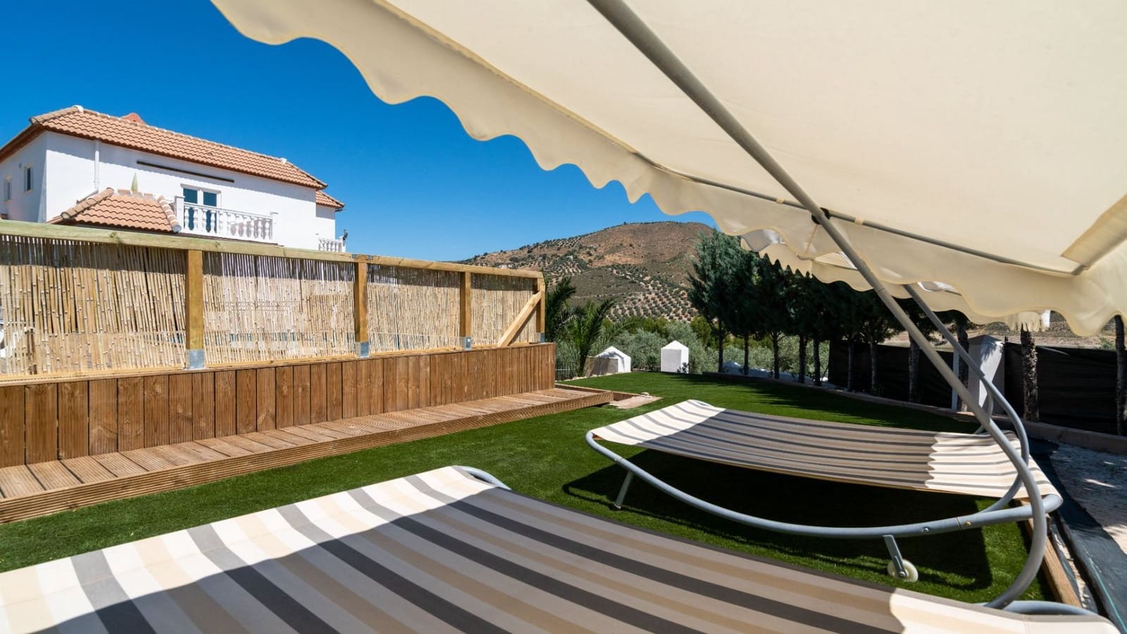 6 soveværelse Villa til salg i Iznajar med swimmingpool garage - € 845.000 (Ref: 7479318)