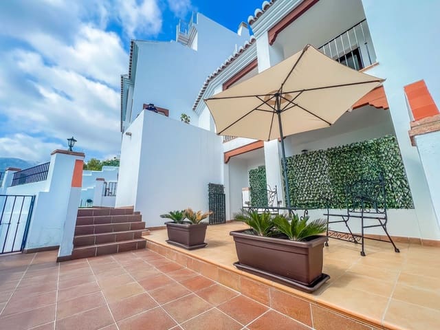2 bedroom Apartment for rent in Frigiliana with pool garage - € 1,200 (Ref: 7588974)