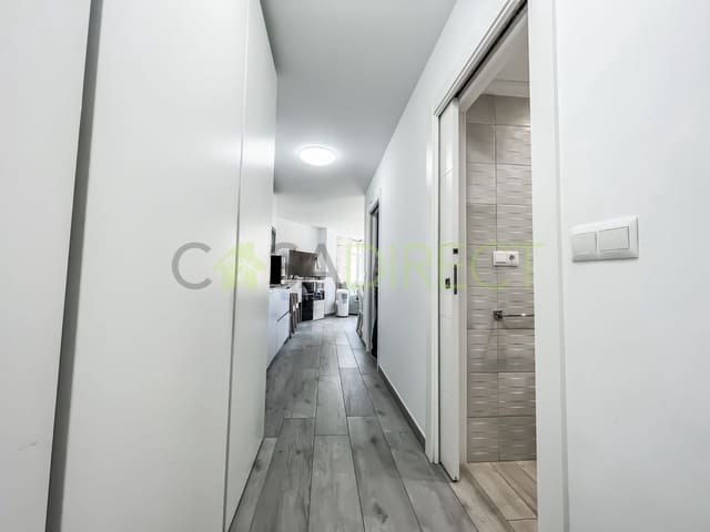 1 soveværelse Lejlighed til leje i La Cala de Mijas, Mijas med swimmingpool garage - € 900 (Ref: 7659069)