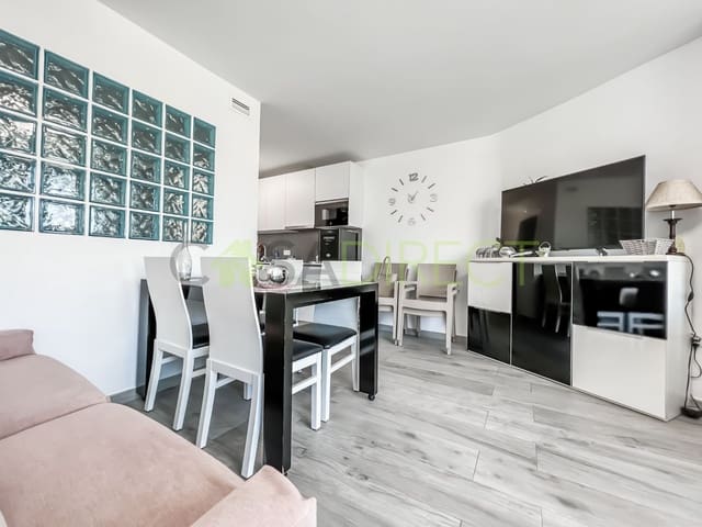 1 soveværelse Lejlighed til leje i La Cala de Mijas, Mijas med swimmingpool garage - € 900 (Ref: 7659069)