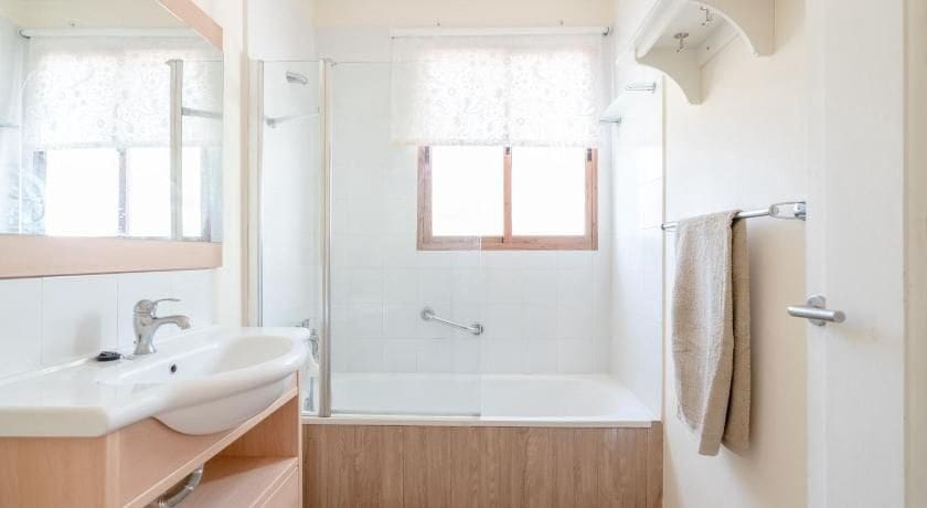 3 soveværelse Villa til leje i Competa med swimmingpool garage - € 1.320 (Ref: 7732272)