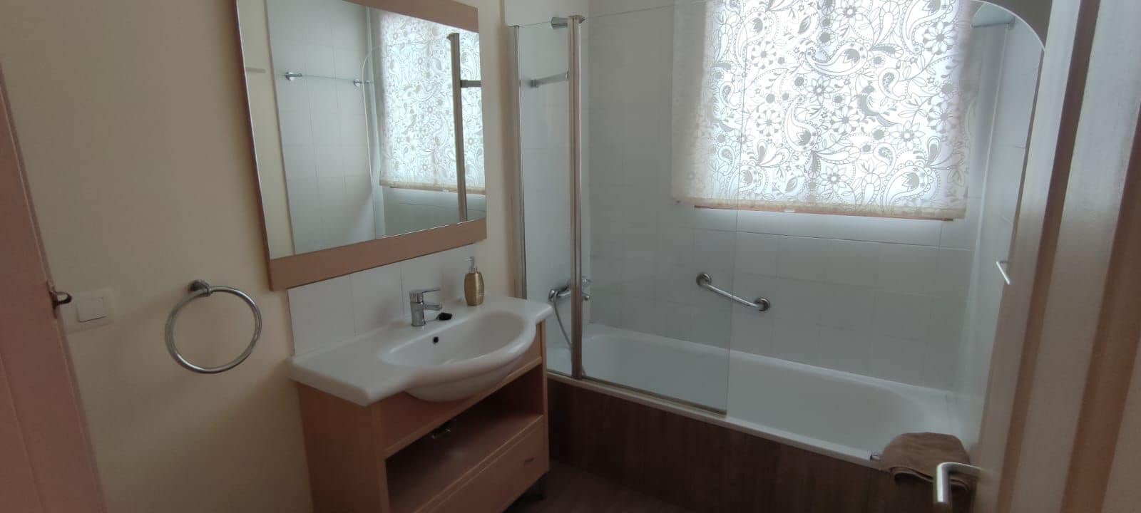 3 soveværelse Villa til leje i Competa med swimmingpool garage - € 1.320 (Ref: 7732272)