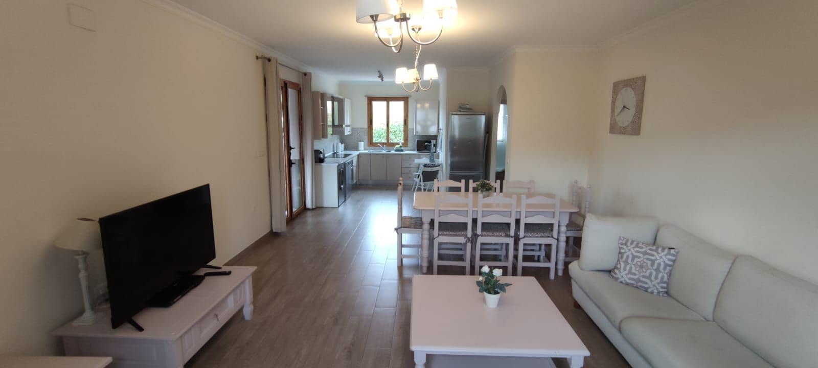 3 soveværelse Villa til leje i Competa med swimmingpool garage - € 1.320 (Ref: 7732272)