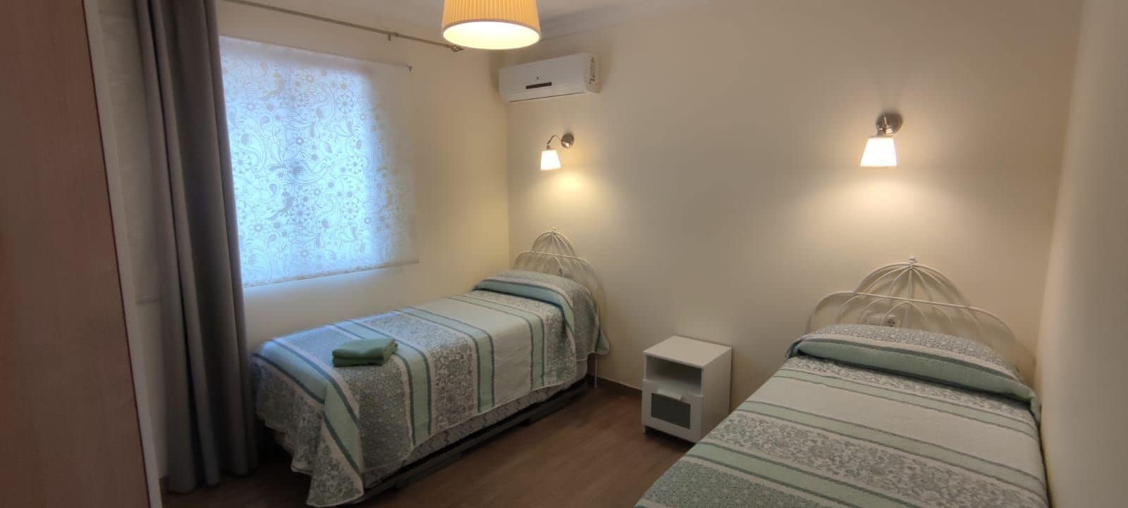 3 soveværelse Villa til leje i Competa med swimmingpool garage - € 1.320 (Ref: 7732272)