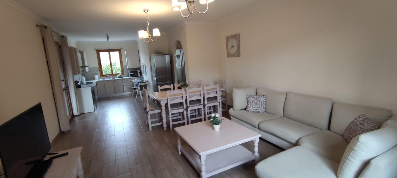 3 soveværelse Villa til leje i Competa med swimmingpool garage - € 1.320 (Ref: 7732272)