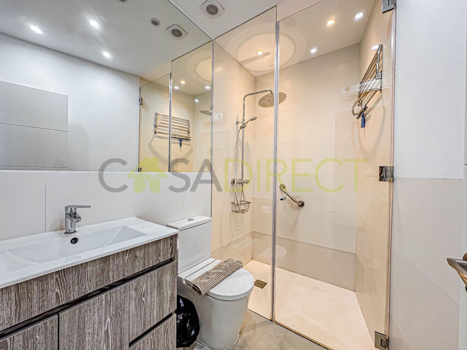 2 soveværelse Lejlighed til leje i Nerja - € 1.530 (Ref: 7761160)