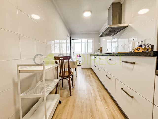3 quarto Apartamento para arrendar em Frigiliana - 1 200 € (Ref: 7765624)
