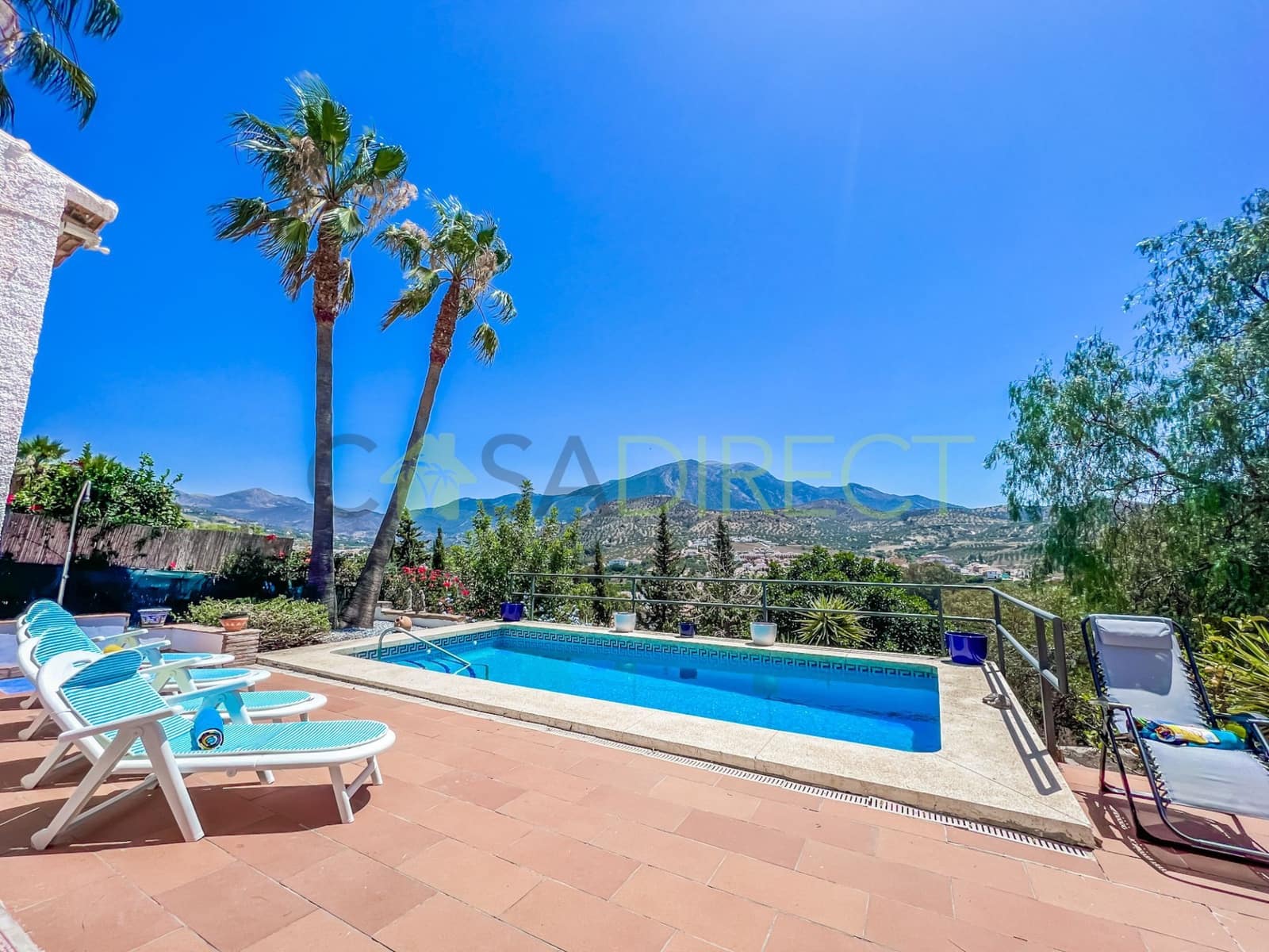 3 soveværelse Villa til leje i Vinuela med swimmingpool garage - € 1.350 (Ref: 7780551)