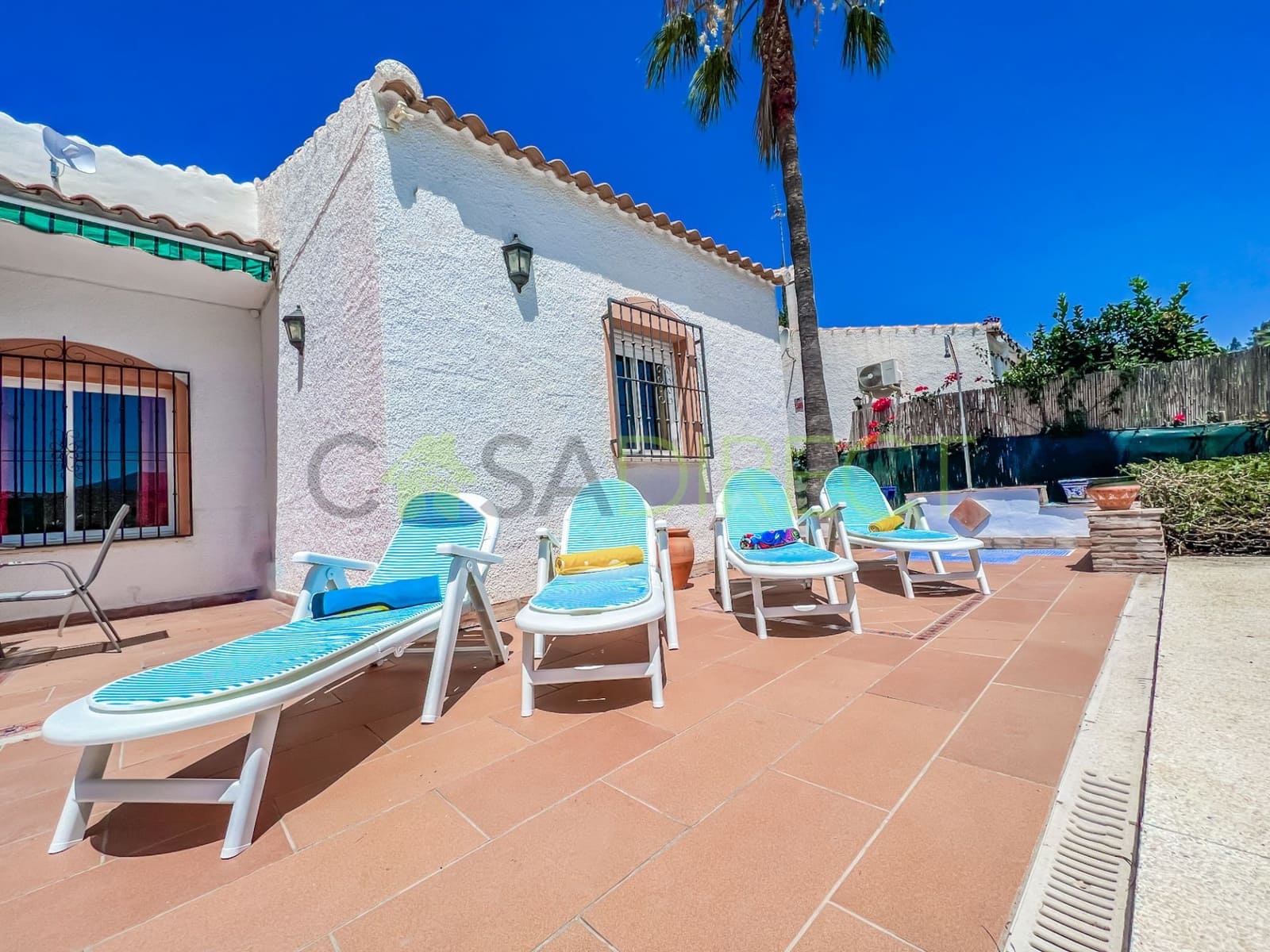 3 soveværelse Villa til leje i Vinuela med swimmingpool garage - € 1.350 (Ref: 7780551)