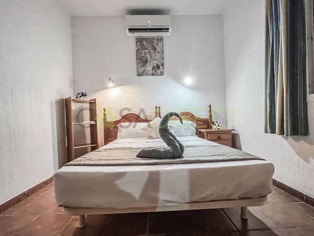 3 slaapkamer Villa te huur in Viñuela met zwembad garage - € 1.350 (Ref: 7780551)