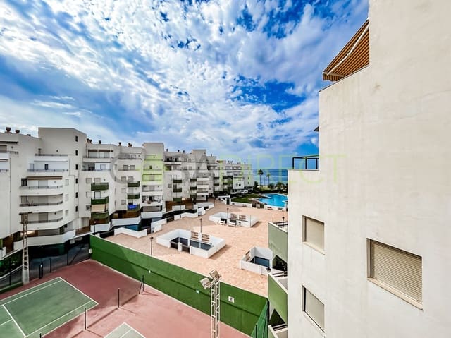 2 sovrum Lägenhet att hyra i Salobreña med pool - 780 € (Ref: 7793980)