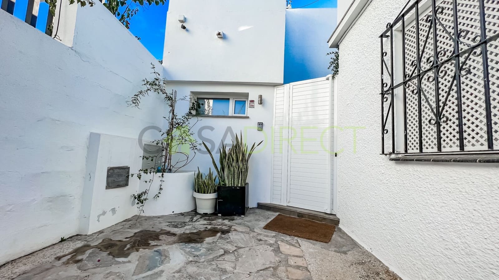 3 bedroom Villa for rent in Marbella with garage - € 16,250 (Ref: 7817924)