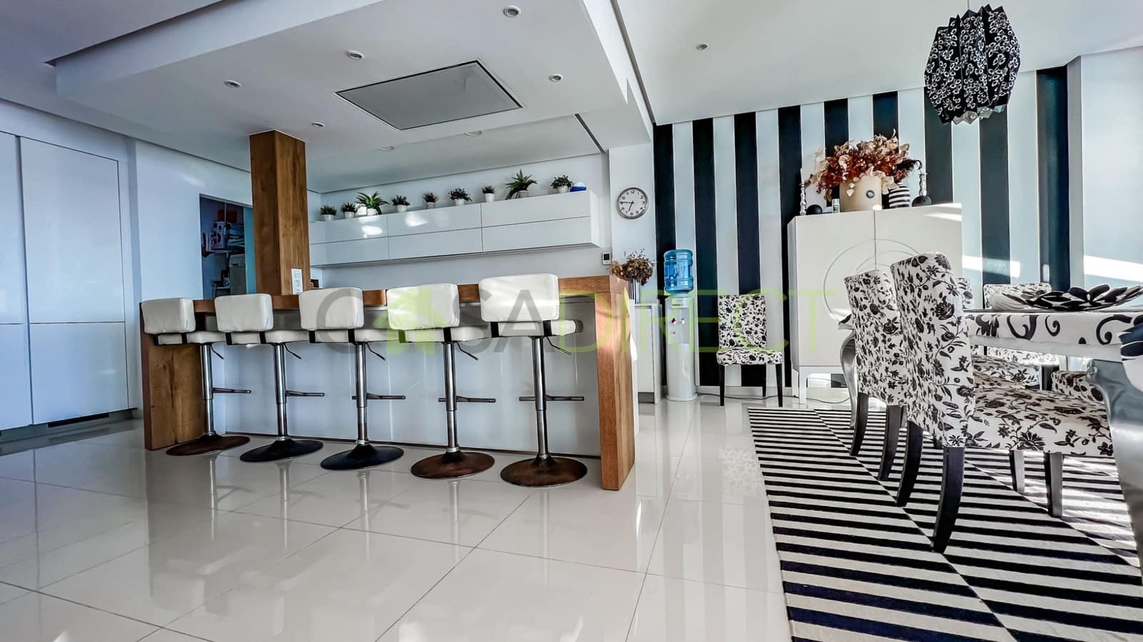 3 bedroom Villa for rent in Marbella with garage - € 16,250 (Ref: 7817924)