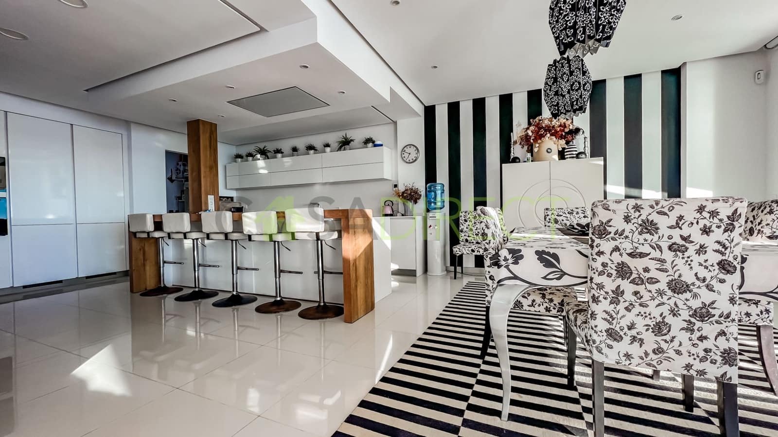 3 bedroom Villa for rent in Marbella with garage - € 16,250 (Ref: 7817924)