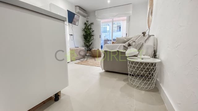 1 bedroom Apartment for rent in Torrevieja with garage - € 898 (Ref: 7834350)