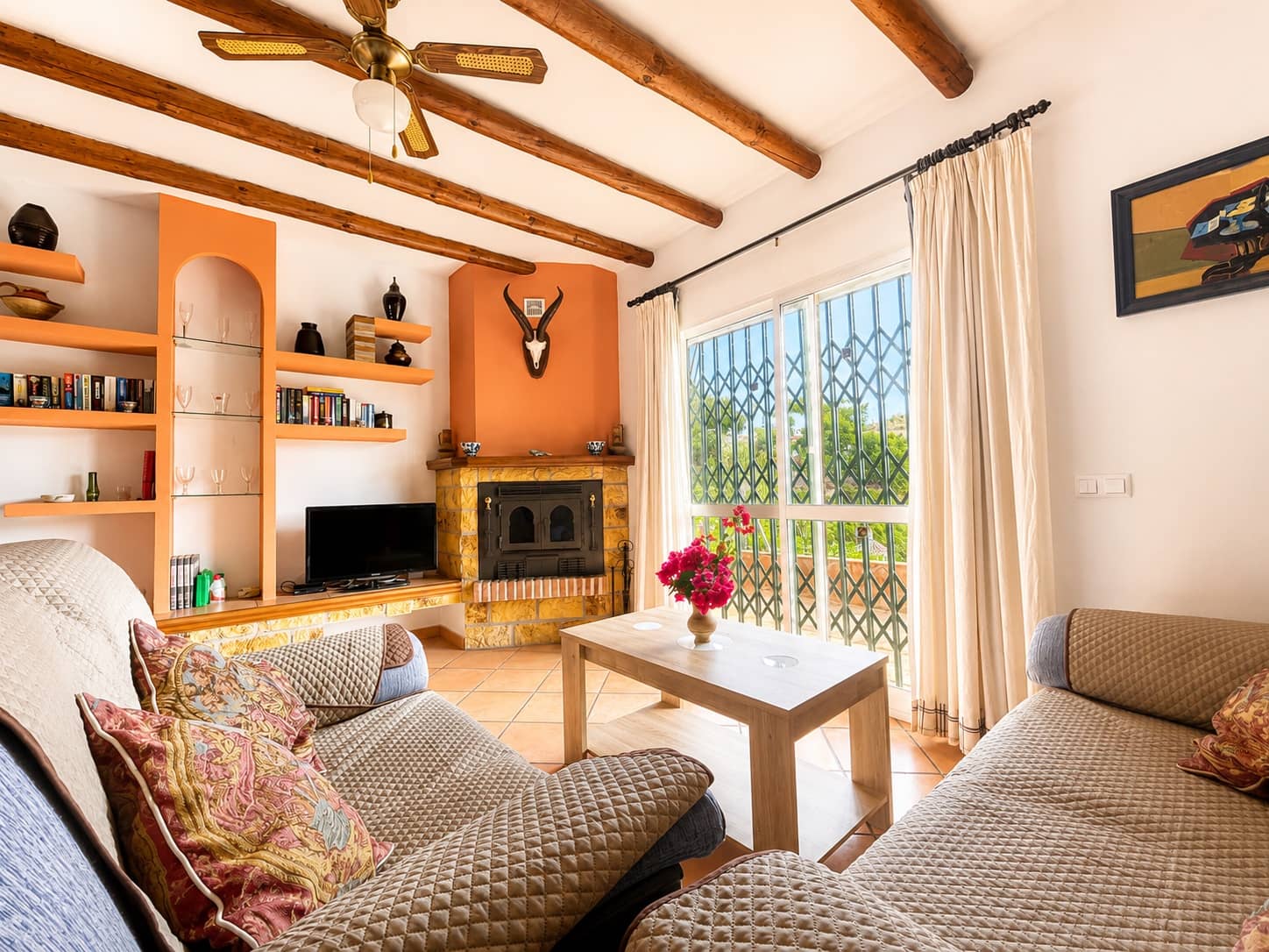 2 bedroom Villa for sale in Frigiliana with pool garage - € 472,500 (Ref: 7838106)