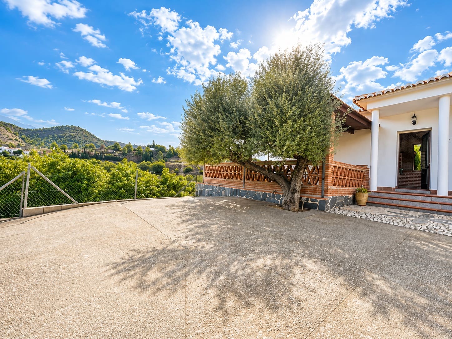 2 bedroom Villa for sale in Frigiliana with pool garage - € 472,500 (Ref: 7838106)