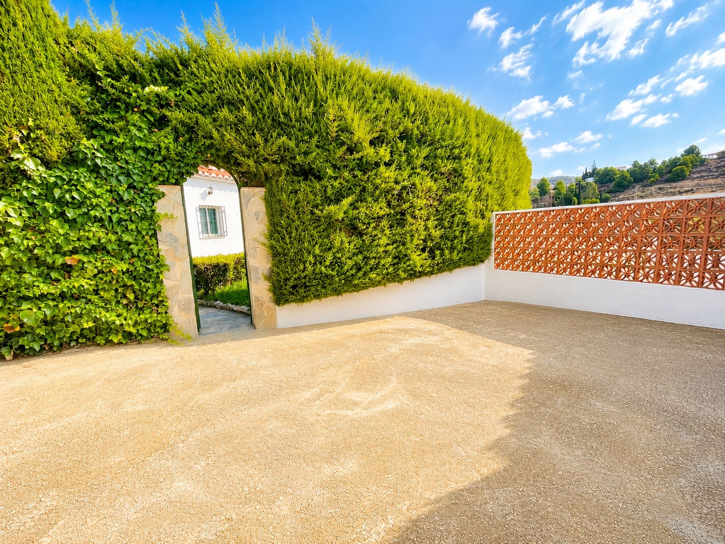 2 bedroom Villa for sale in Frigiliana with pool garage - € 472,500 (Ref: 7838106)