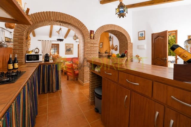 3 sypialnia Willa do wynajęcia w Frigiliana z basenem garażem - 1 170 € (Ref: 7848753)