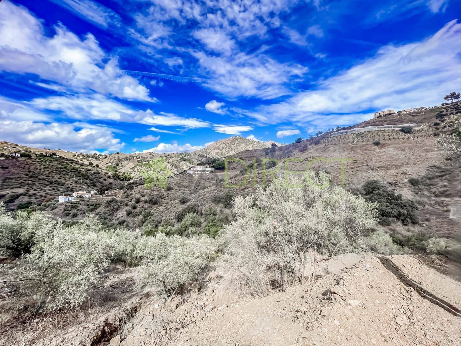 Grunde uden byggetilladelser til salg i Torrox - € 98.000 (Ref: 7848756)