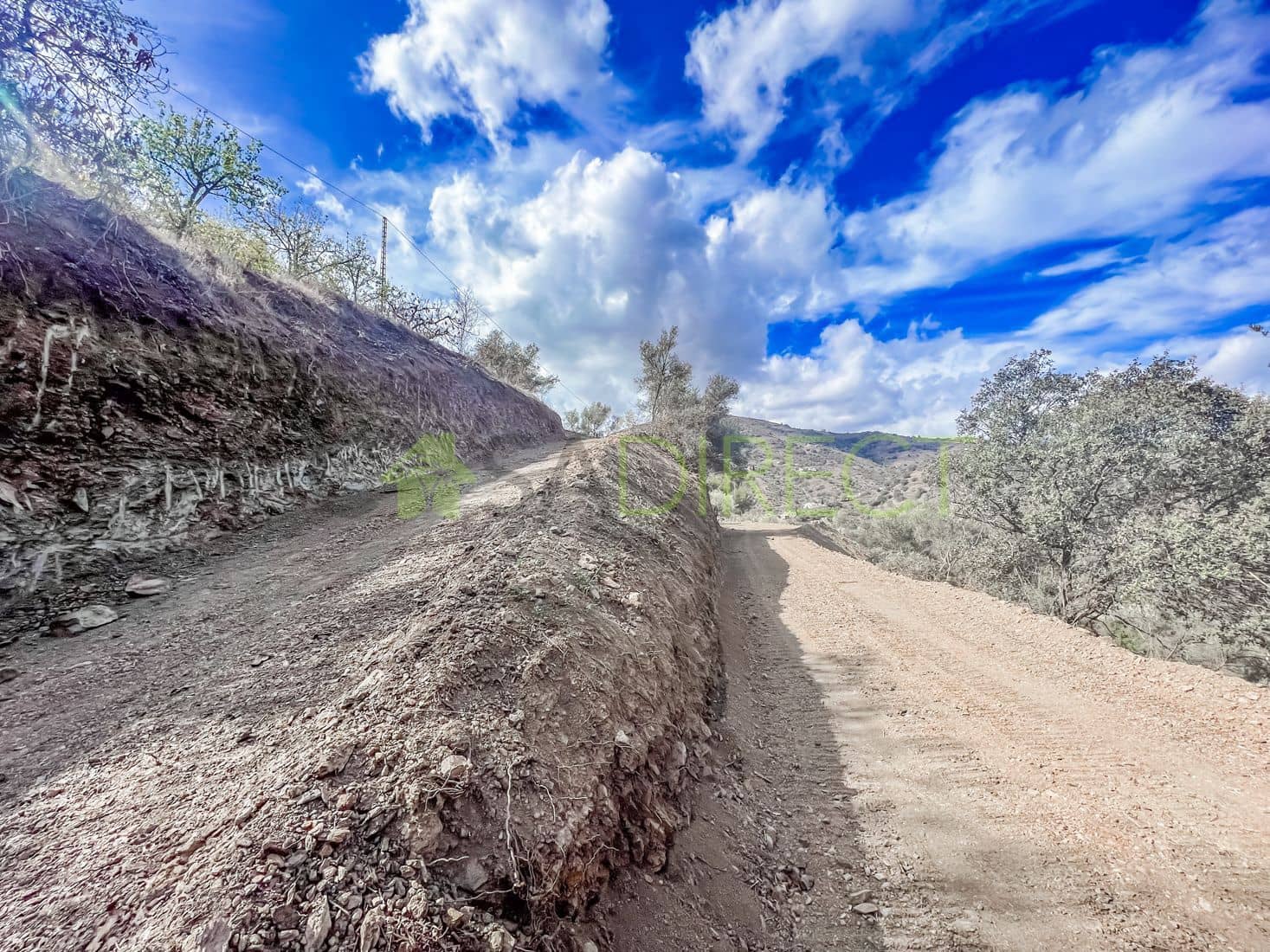 Grunde uden byggetilladelser til salg i Torrox - € 98.000 (Ref: 7848756)