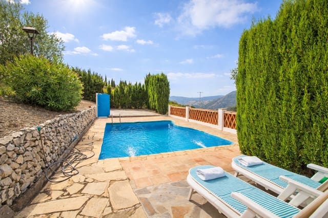 2 bedroom Villa for rent in Frigiliana with pool garage - € 1,800 (Ref: 7857216)