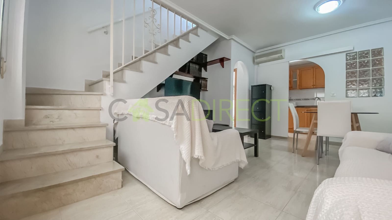 3 bedroom Townhouse for rent in Torrevieja with pool garage - € 1,400 (Ref: 7881250)