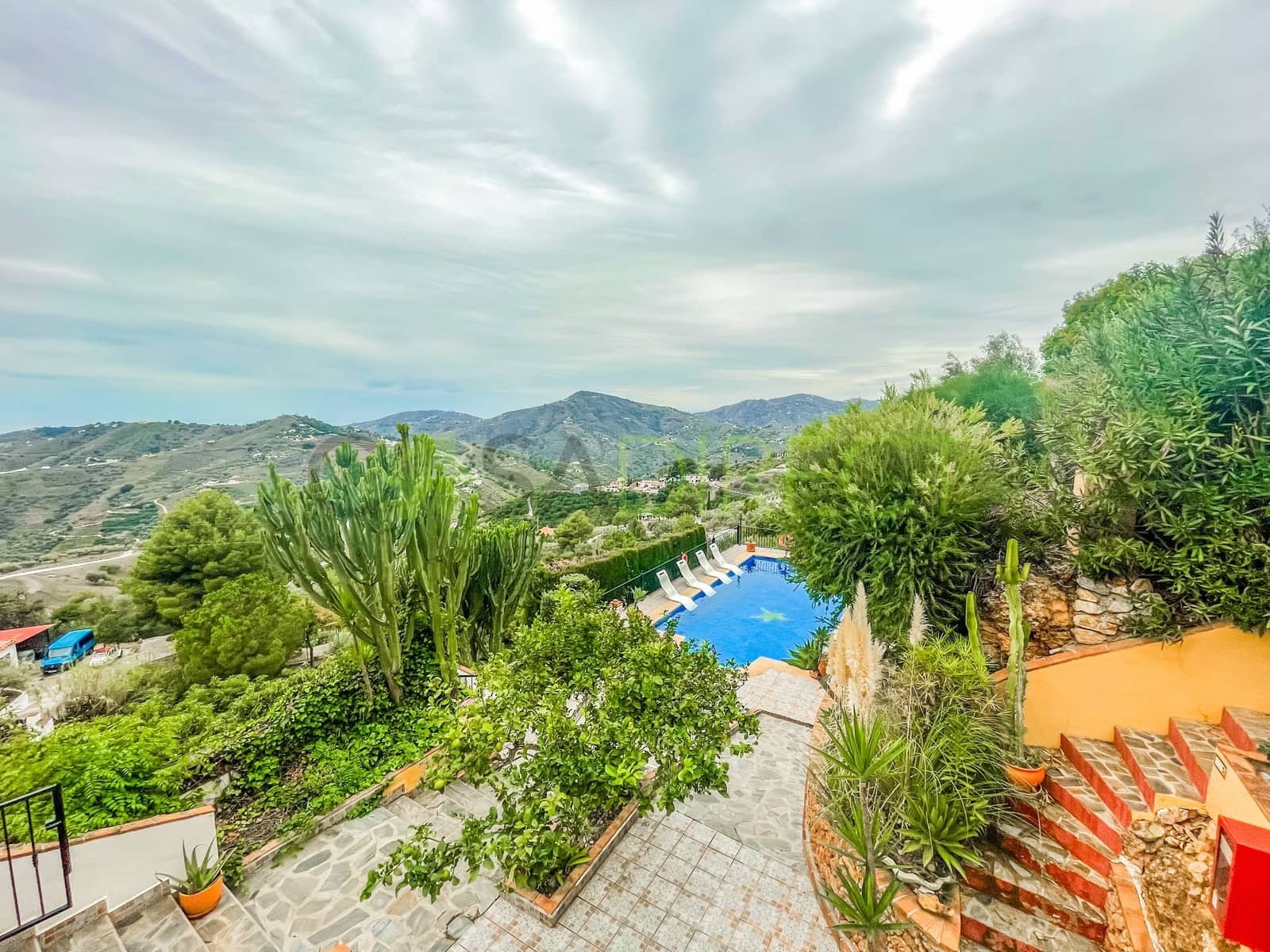 7 slaapkamer Finca/Landhuis te koop in Frigiliana met zwembad garage - € 1.200.000 (Ref: 7888199)