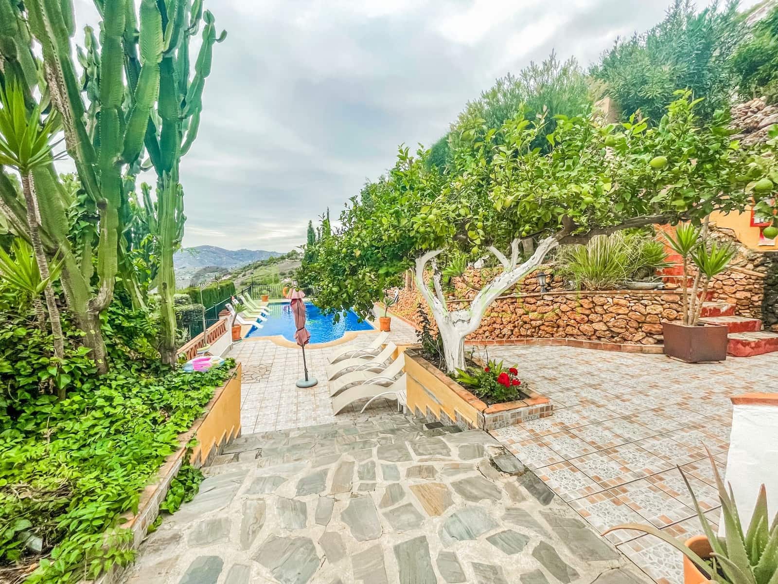 7 slaapkamer Finca/Landhuis te koop in Frigiliana met zwembad garage - € 1.200.000 (Ref: 7888199)