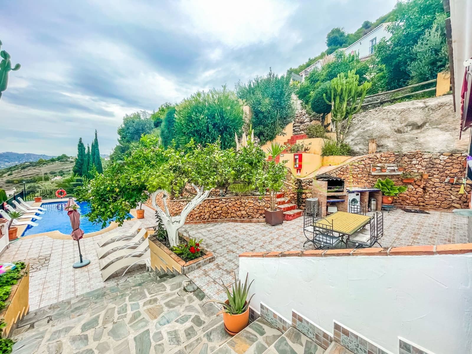 7 slaapkamer Finca/Landhuis te koop in Frigiliana met zwembad garage - € 1.200.000 (Ref: 7888199)