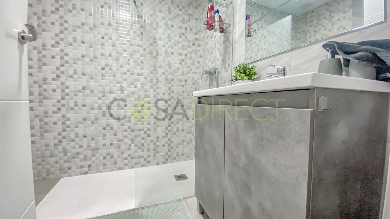 3 slaapkamer Appartement te huur in Torrevieja met garage - € 1.620 (Ref: 7936138)