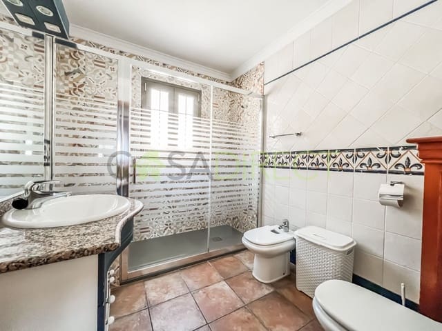 3 bedroom Villa for rent in Frigiliana with pool garage - € 1,650 (Ref: 7998802)